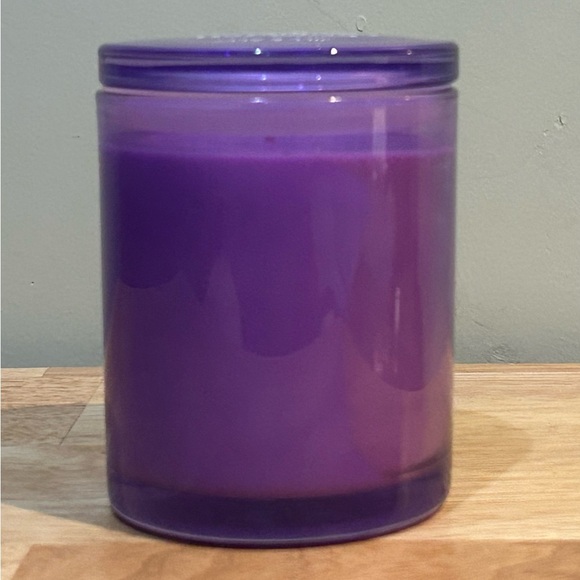JILL & ALLY ENGLISH LAVENDER NATURAL SOY WAX BLEND LUXURY SCENTED PURPLE CANDLE - Picture 5 of 5